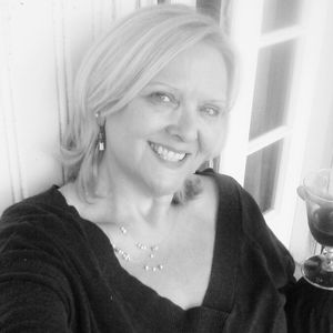 Meet your Posher, Carla